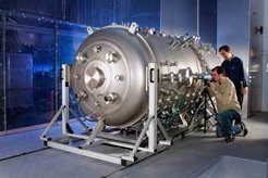Der Wärmeteststand GLADIS (Garching Large Divertor Sample Test Facility) im Bereich Materialforschung des Max-Planck-Instituts für Plasmaphysik in Garching