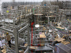 Preparations for operation of Wendelstein 7-X are proceeding. Quality management of the work has just passed the 2014 audit with good grades. Compliance with the standard specifications in accordance with DIN-ISO 9001 is checked annually by TÜV.