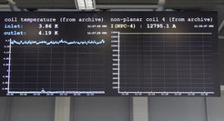 Spulentests: Im Kontrollraum laufen die Messwerte der Testreihen zusammen.