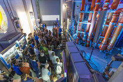 Für die Lange Nacht der Wissenschaften besonders in Szene gesetzt: die Fusionsanlage ASDEX Upgrade