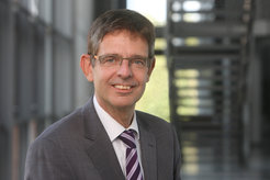 Professor Dr. Hartmut Zohm