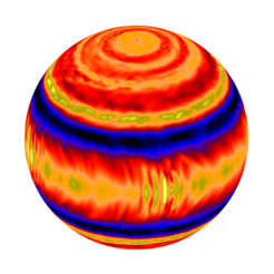 Banden der Azimutalgeschwindigkeit an der Oberfläche in einer NAN-Simulation tiefer Turbulenz auf einem Gasplaneten. Helle Farben zeigen Winde in östlicher, dunkle in westlicher Richtung an.