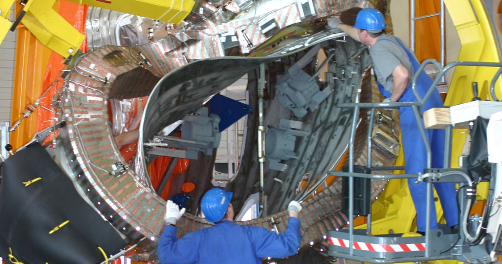 In 2005 starts construction of the Wendelstein 7-X stellarator in Greifswald.