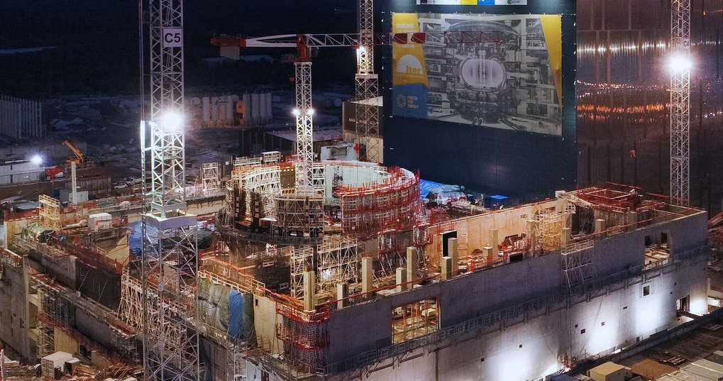 End of 2017 the ITER Organisation announces completion of 50 percent of the total construction work scope through First Plasma, scheduled for December 2025 – including design, component manufacturing, building construction, shipping and delivery, assembly, and installation.