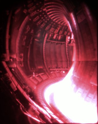 Plasmaentladung Nummer 104.522: Bei diesem JET-Experiment wurde der Energierekord erzielt.